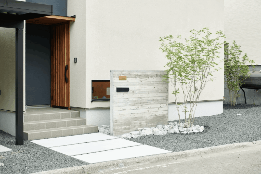 札幌近郊で「センスのいい外構」を叶えたい方は、キイロまでお問い合わせください